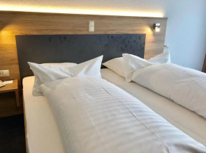TIPTOP Hotel Hirt