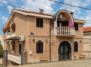 Awesome Apartment in Jadranovo With Wifi and 2 Bedrooms