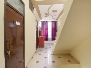 SPOT ON 75872 Patiala Guest House