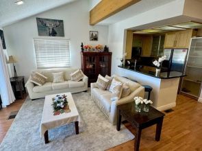 Knotty Pine by Big Bear Vacations