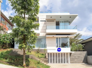 Rehat at Villa Golf Island Dago Resort I