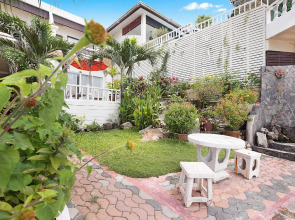 Crystal Bay Beach Resort