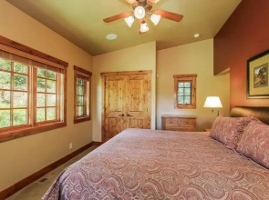 Clearwater 87 2 Br Home by RedAwning