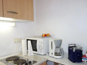 Tolstov-Hotels Big Room Apartment