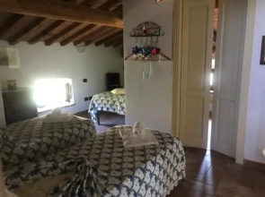 Locazione turistica Agriturismo Casallario (VOL154)