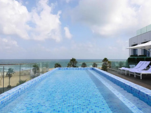 Herbert Samuel Opera Tel Aviv