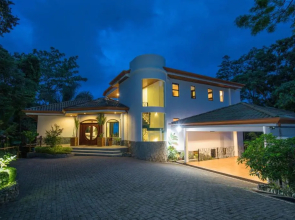 Casa Anjali