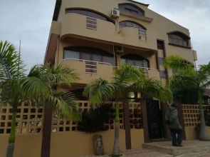 Lidias Guest House