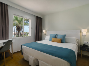 AluaSun Mediterráneo Hotel