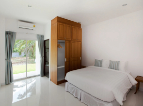 Villa Baan Lalle Pool and Spa