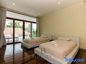 Unique Pool Villa with 5 Bedrooms and Sea View (PM-C1)