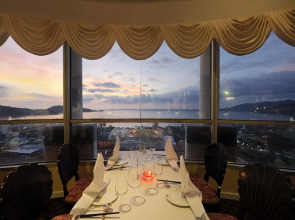 The Royal Paradise Hotel & Spa