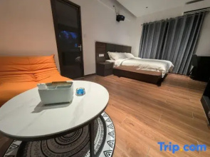 Wanyi Audio-visual Apartment (Wanda Plaza)