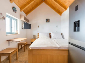 House with a swimming pool - Olive Grove Sumartin