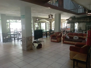 Grand Selva Lodge & Tours