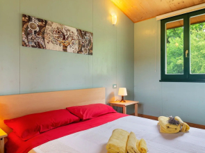 Captivating Cottage in San Ginesio with Swimming Pool