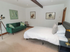 Honeysuckle Cottage