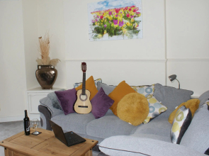 Coastal City Rooms - Centre