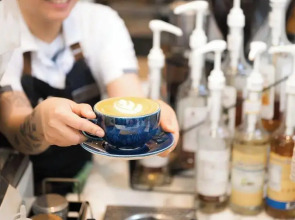 One King West Hotel & Residence