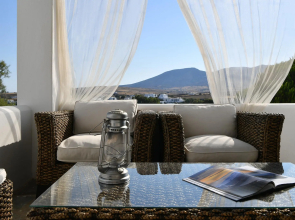 Ifestos cozy home with mountain view