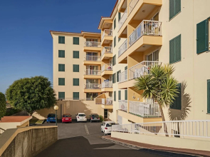 Reis Magos Iii, for Families With sea View
