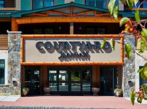 Courtyard by Marriott Lake George