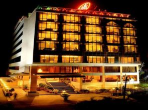 Classic Sarovar Portico Thiruvanathapuram - A Sarovar Hotel