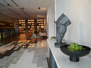 Отель Mövenpick Jumeirah Village Triangle