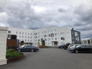 2 rooms, in front of the sea, free parking