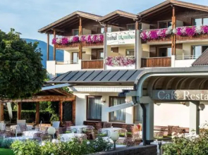 Hotel St. Anton