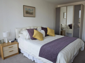 Toothbrush Apartments - Ipswich Waterfront South - Avalon Court