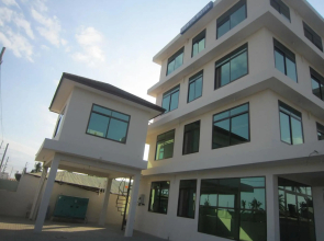 New FQ Motel