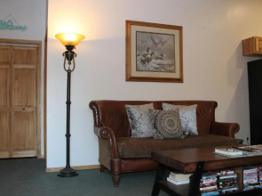 Moose Tracks B & B