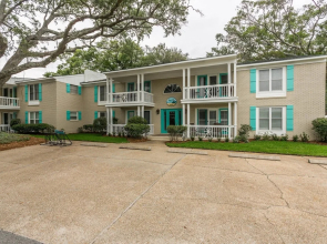 707a Oglethorpe Avenue by Hodnett Cooper