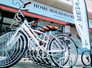 HomeHolidaysRentals Velur