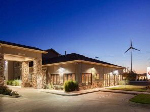 Best Western Plus Night Watchman Inn & Suites