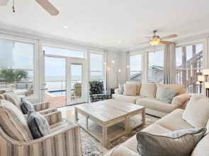 Oceanfront w Pool Panoramic Deck Views 5bdr Folly Ocean Breeze by Avantstay