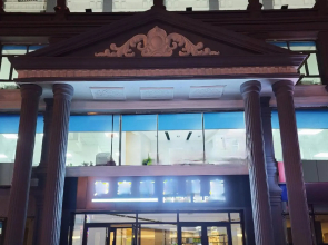 Homeinn Selected Hotel (Qitaihe Pedestrian Street Bus Station Financial Building)