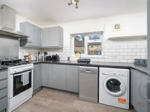 Pet-friendly 1-bedroom Apartment in Crawley