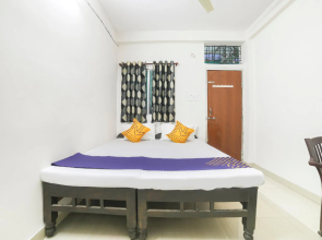 SPOT ON 63069 Anuj Guest House