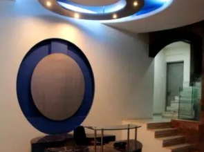 Jewelz6 Hotel