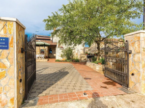 Awesome Home in Orbanici With Wifi and 1 Bedrooms