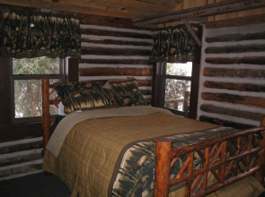 South Fork Mountain Lodge