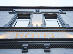 Hotel Phoenix