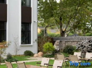 1023 Hotel (Jinhua Wuzhou Ancient City Scenic Area)