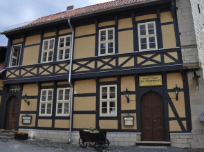 Gasthaus und Ferienwohnungen "Zum Büchsenmacher"
