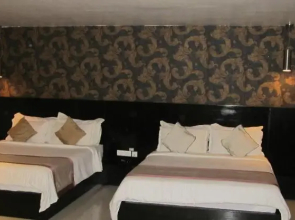 Hotel Kava Suites