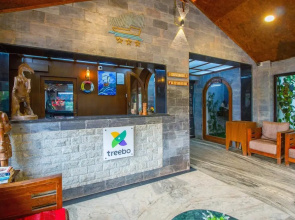 Kristal Sands Beach Resort