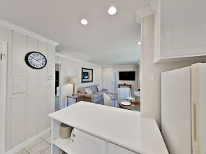 1600 Atlas Peak Condo Unit 389 - 1 Br condo by RedAwning