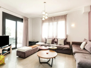 Villa in Crete With Stunning Views & Privacy